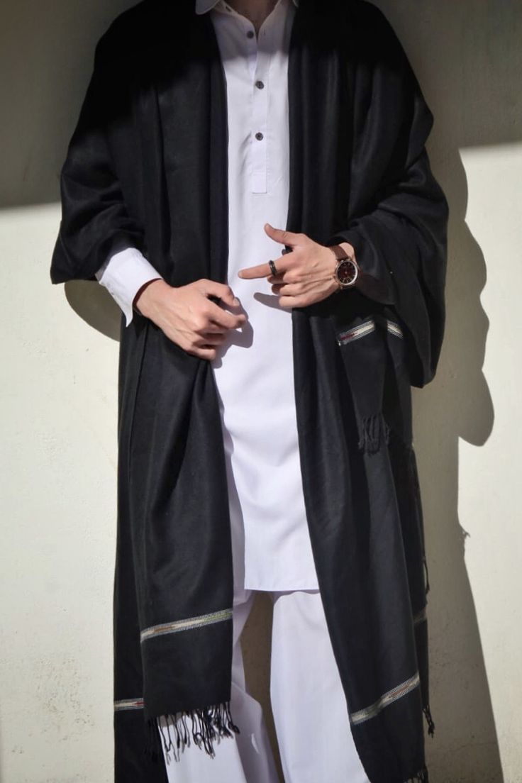 100% Pure Wool Men’s Shawl – Handcrafted, Soft & Warm